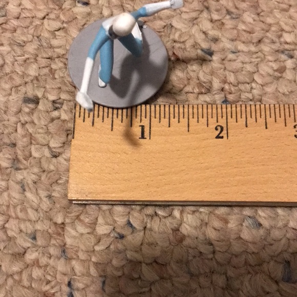 ⛱️2/$5⛱️Jakks Pacific Incredibles 2 Mini Figure Wave 1 Frozone - Picture 8 of 9